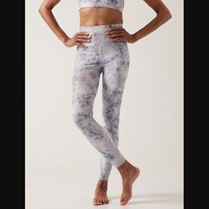 Athleta Salutation Stash Tight 7/8 Legging Abstract Grey Pink Pockets L Workout
